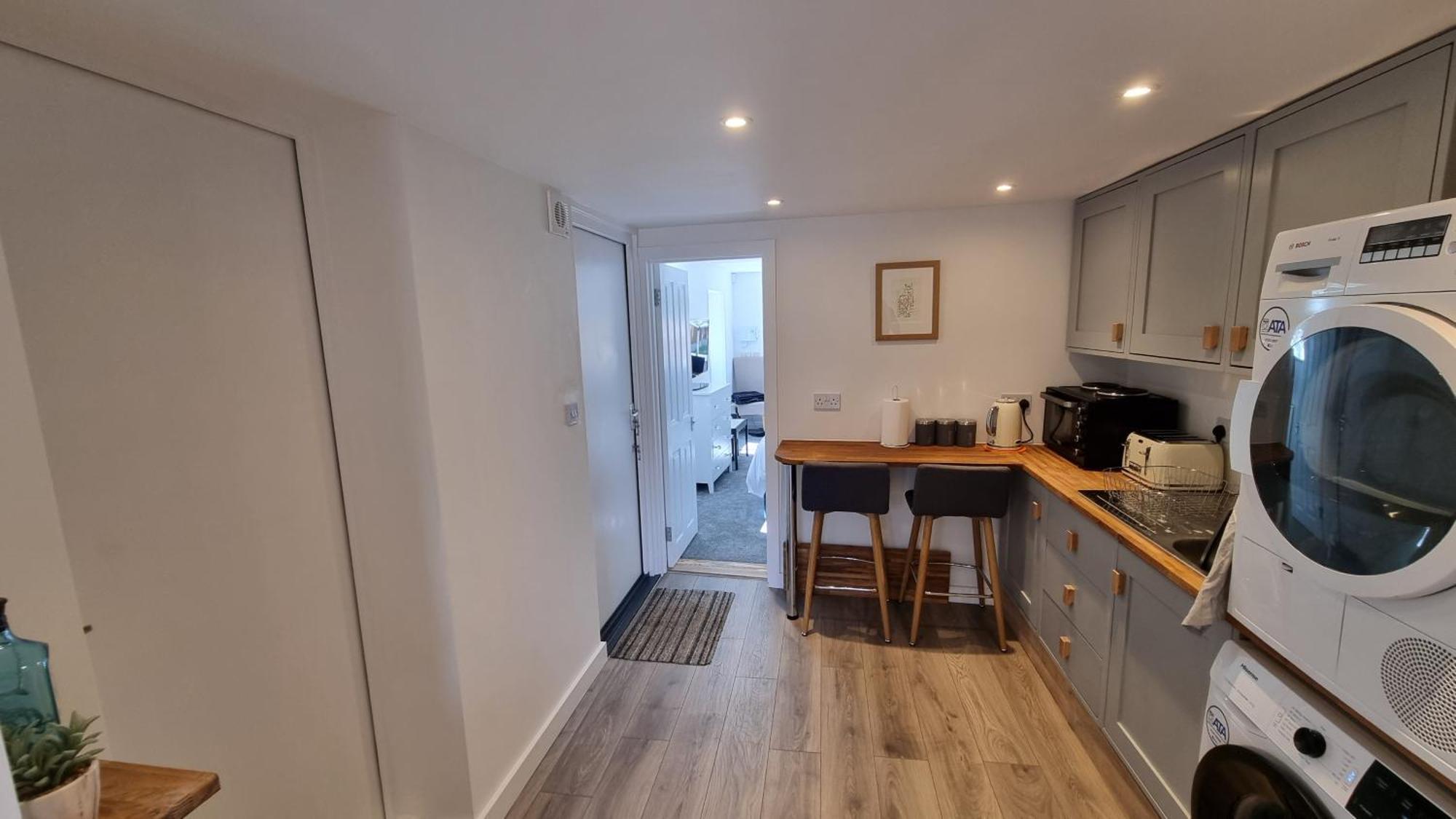 Self-Contained Annex, With Parking. Lejlighed Sittingbourne Eksteriør billede